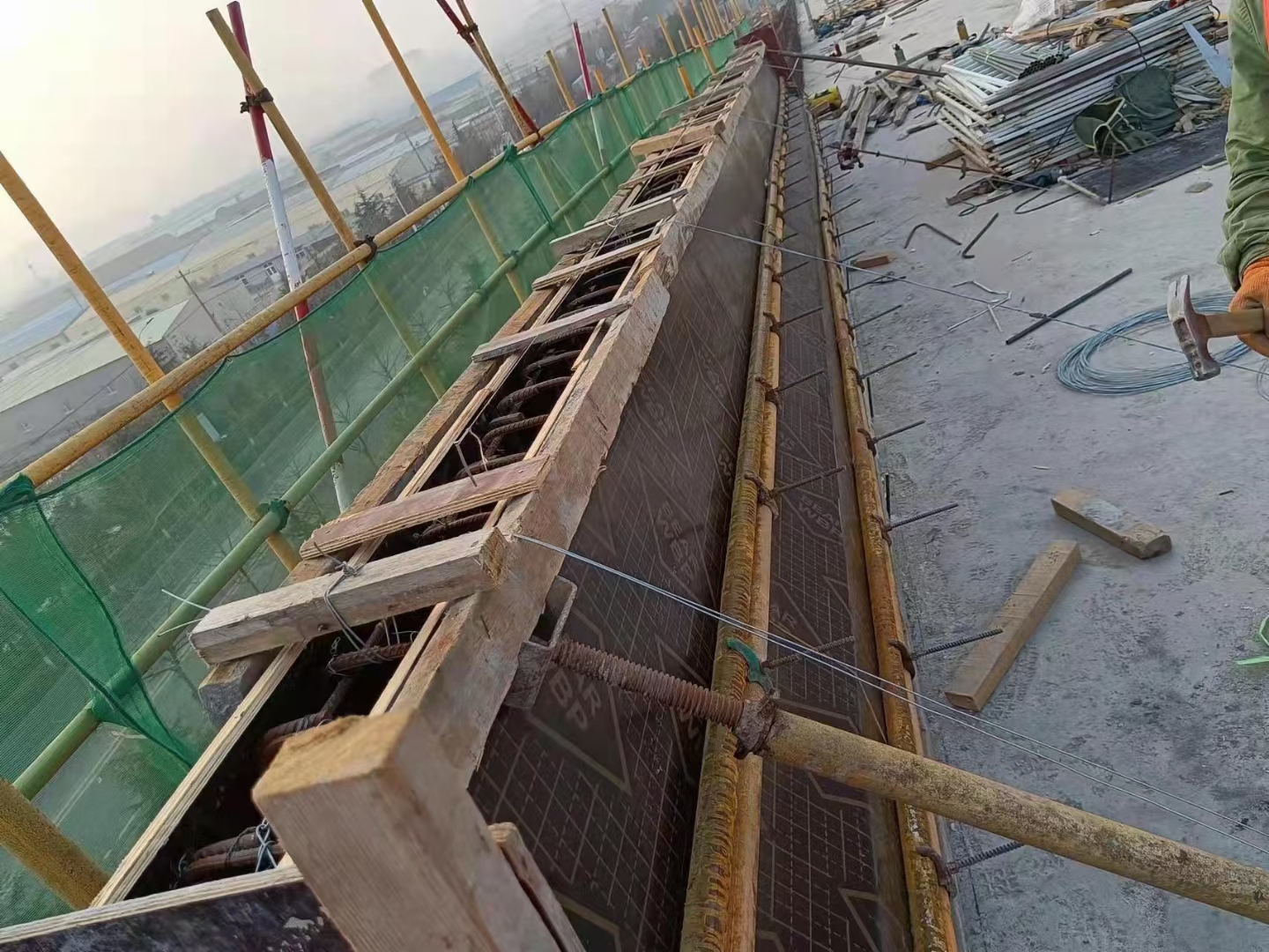 吴忠市定型木模板建筑圆模板 - 价格